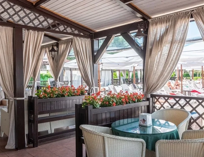 Снек-бар Bon appetit - Alean Family Doville