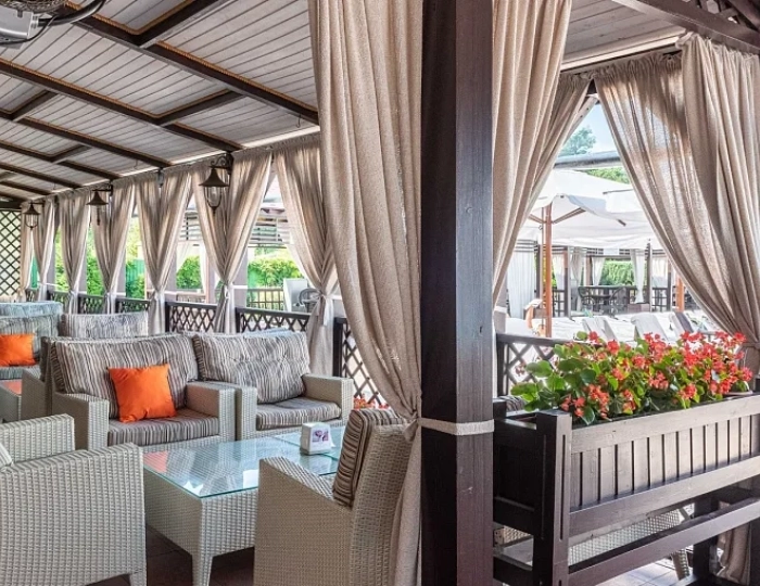 Снек-бар Bon appetit - Alean Family Doville