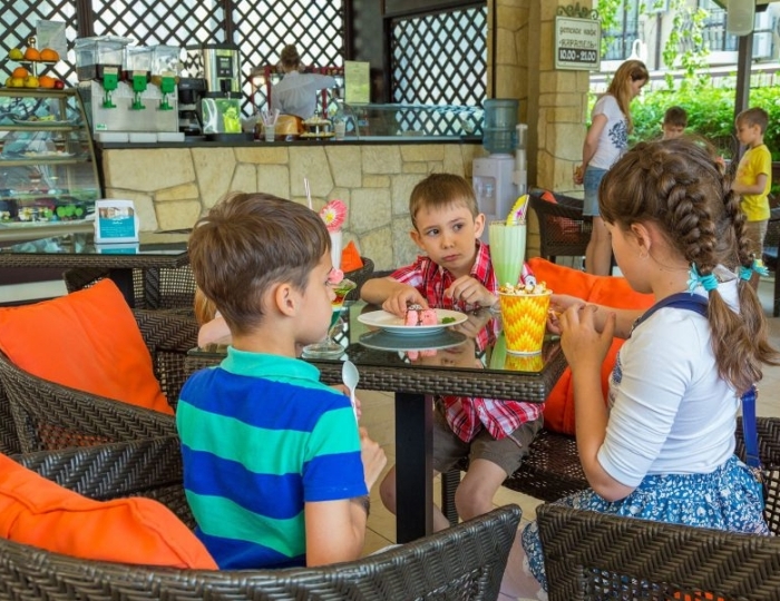 Детское кафе «Карамелька» - Alean Family Doville